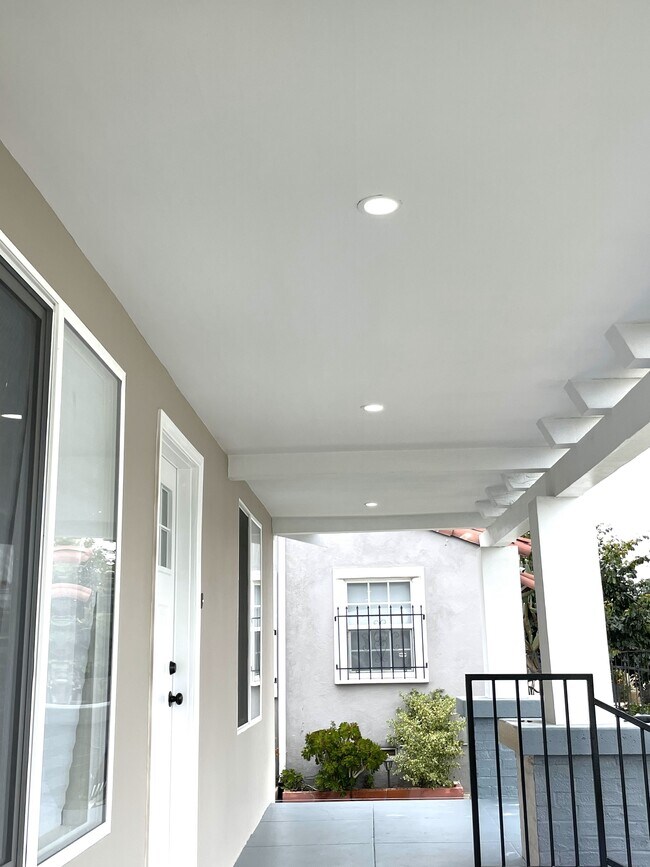 Foto del edificio - 1431 W 53rd St