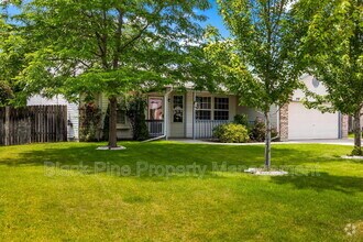 Building Photo - 2117 S Crimson Rose Way
