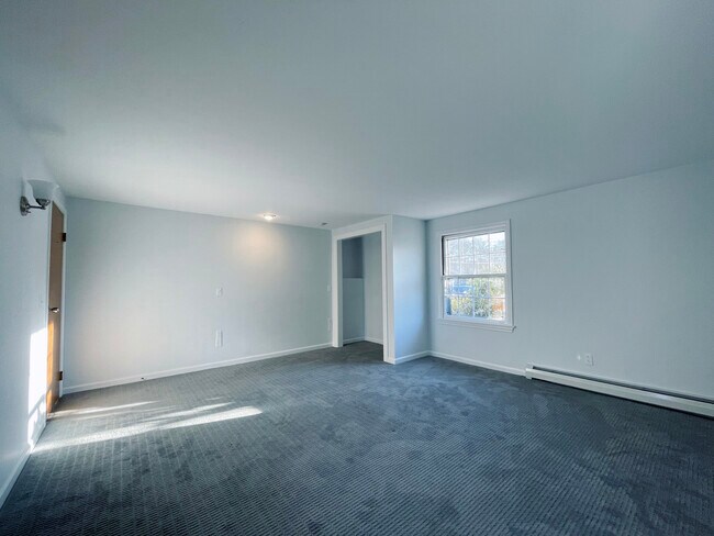 Foto del edificio - 103 Burnham Rd