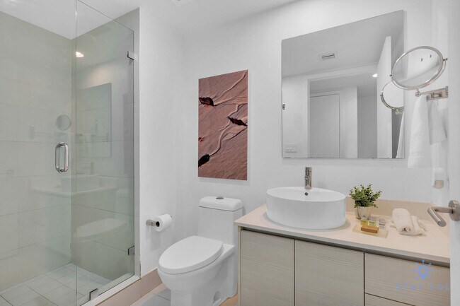 Foto del edificio - 2602 E Hallandale Beach Blvd