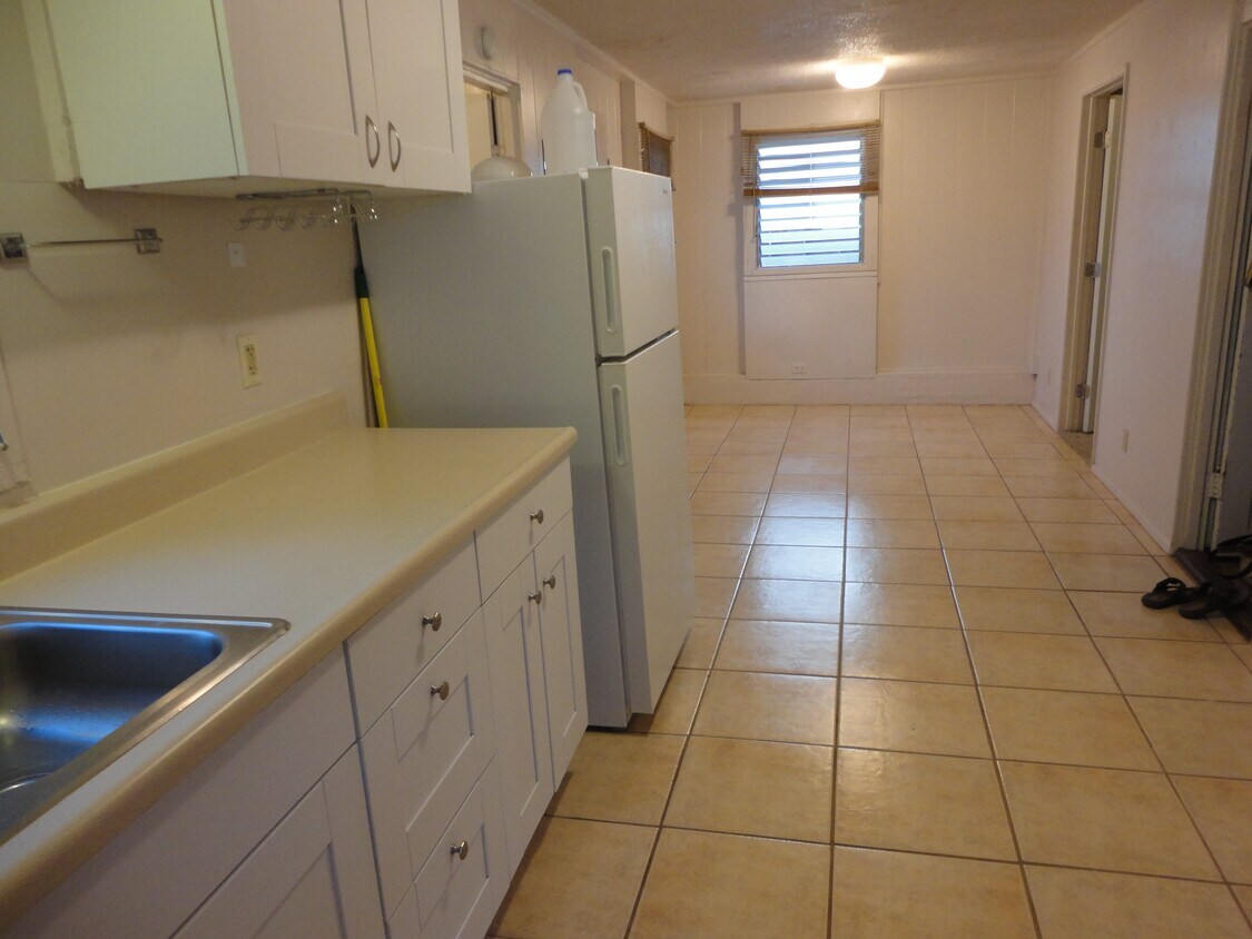 1705 Nakula St Unit studio, Wahiawa, HI 96786 Apartments in Wahiawa