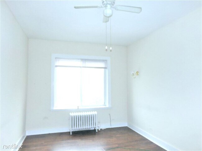 Foto del edificio - 6916 N Lakewood Ave