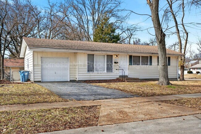 Foto del edificio - 6827 Knoll Ave