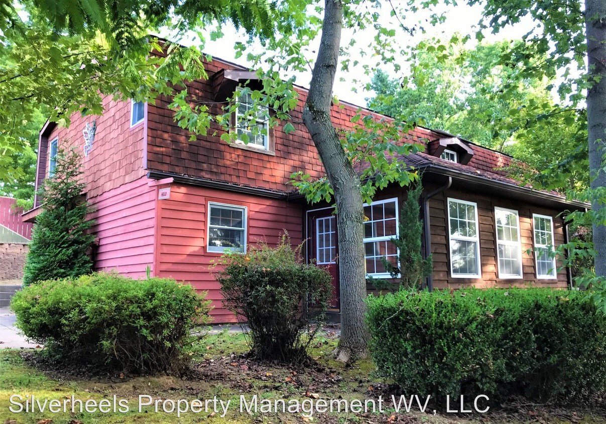 Primary Photo - 3 br, 2 bath House - 10937 Emerson Avenue