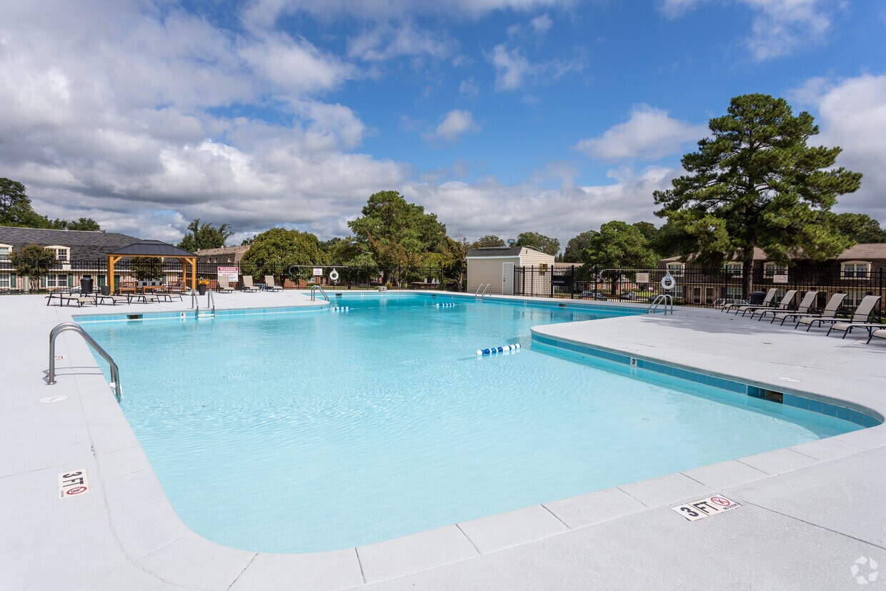 Cameron Apartments in Wilson, NC