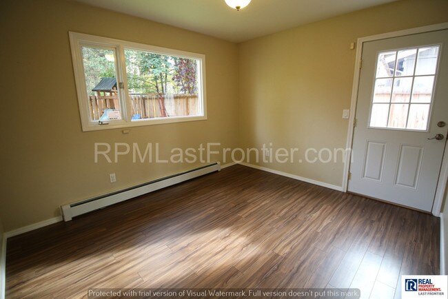 Building Photo - 13241 Vern Dr
