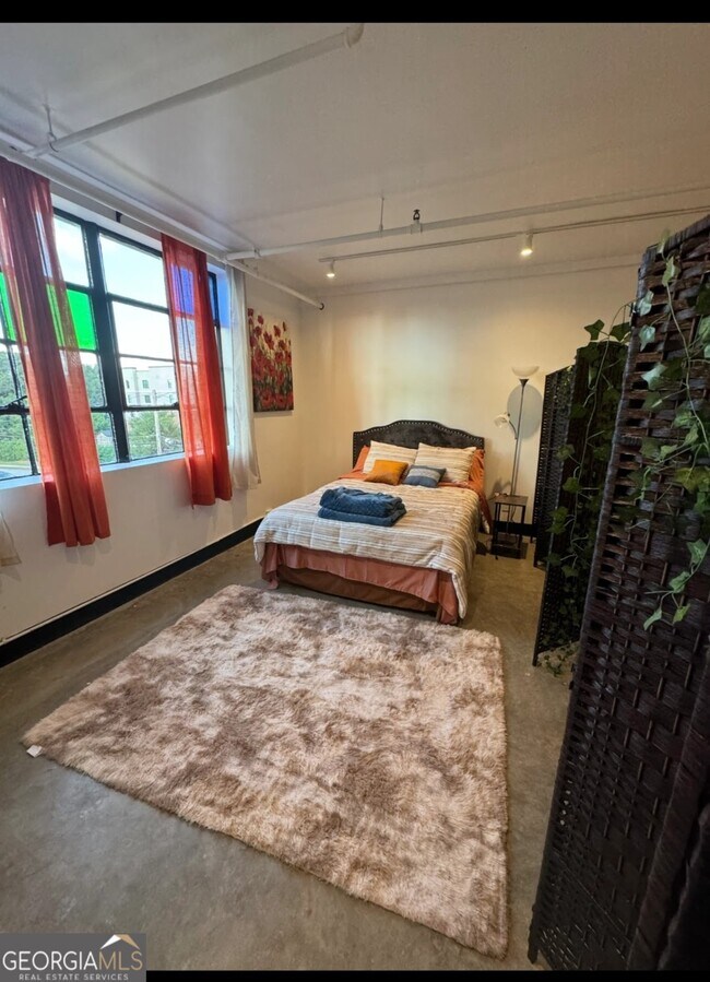 Foto del edificio - 1805 Harvard Ave