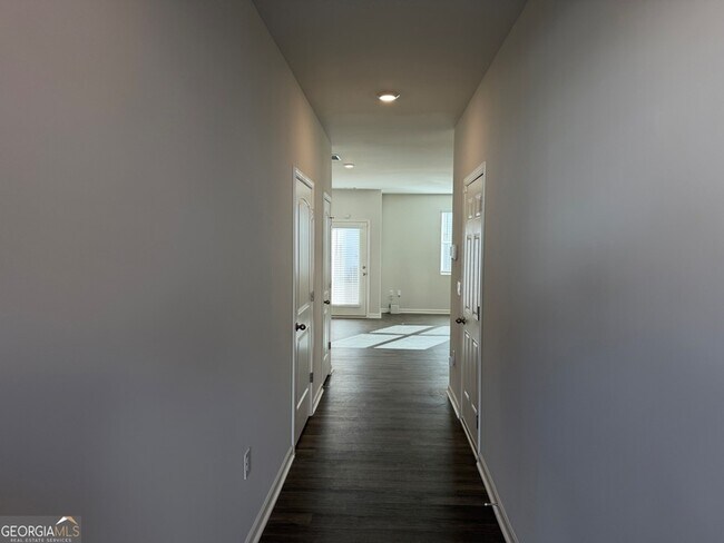 Foto del edificio - 15 Silverbell Ln NW