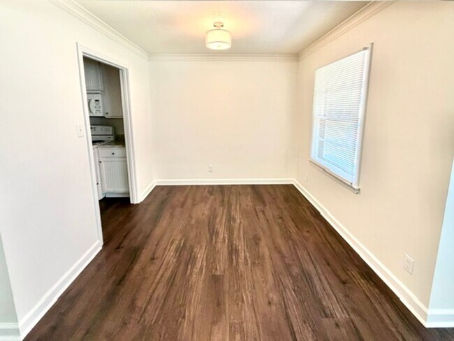 Foto del edificio - 4499 E Dearing Rd