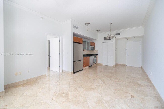 Foto del edificio - 3470 E Coast Ave