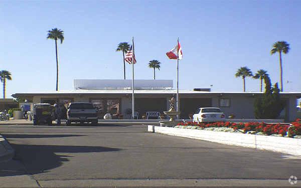 Primary Photo - Mesa Village