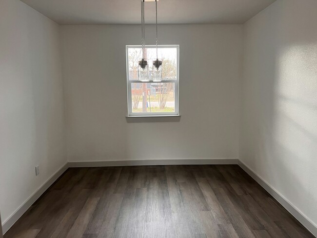 Foto del edificio - 5619 Cold Water Trail