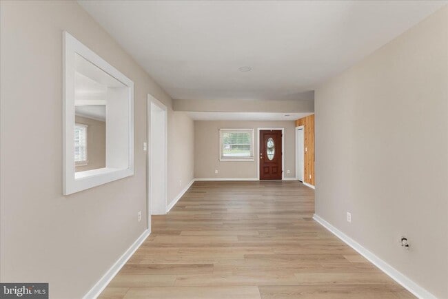 Building Photo - 14013 Glenkirk Rd