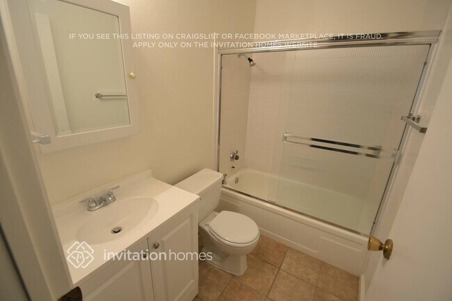 Foto del edificio - 1542 Claremont Dr