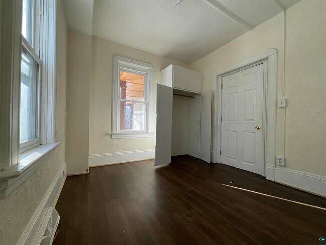 Foto del edificio - 312 11th Ave E