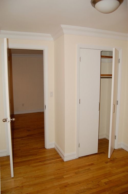Foto del edificio - 237 E 36th St