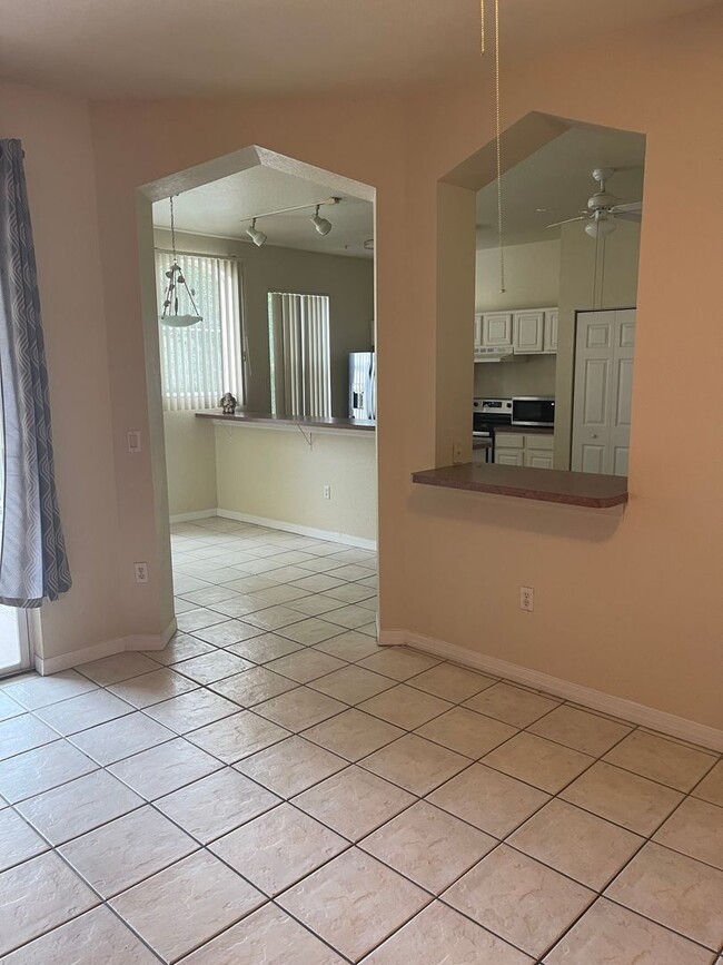 Building Photo - $200 off first months rent!