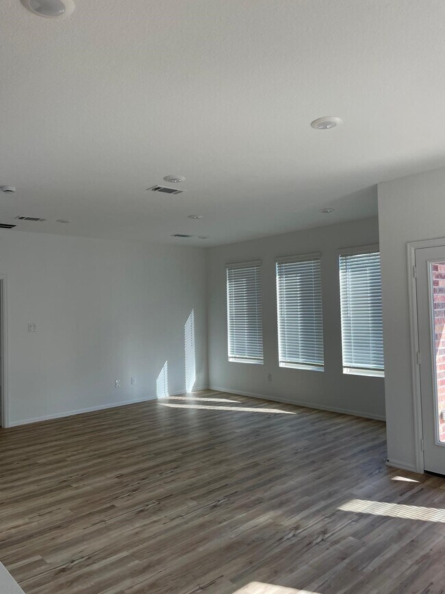 Foto del edificio - 31511 Silverthorne Bush Dr