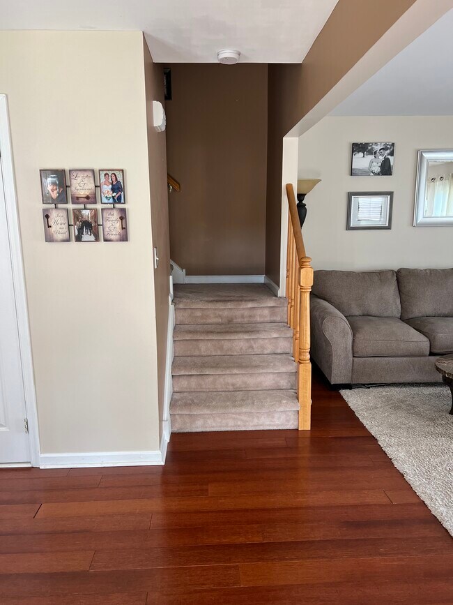 Foto del edificio - 8804 Spruce Mill Dr