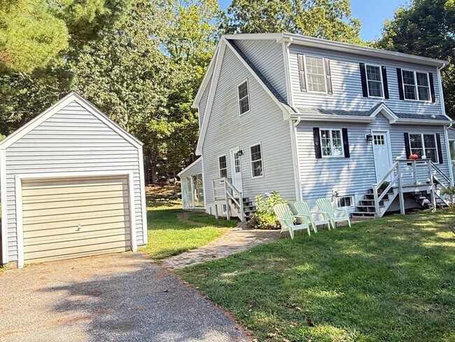 Building Photo - 152 Hewitt Rd
