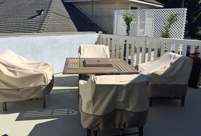 Interior Photo - 718-724 De La Vina St