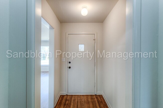 Foto del edificio - 4012 S Toledo Ave