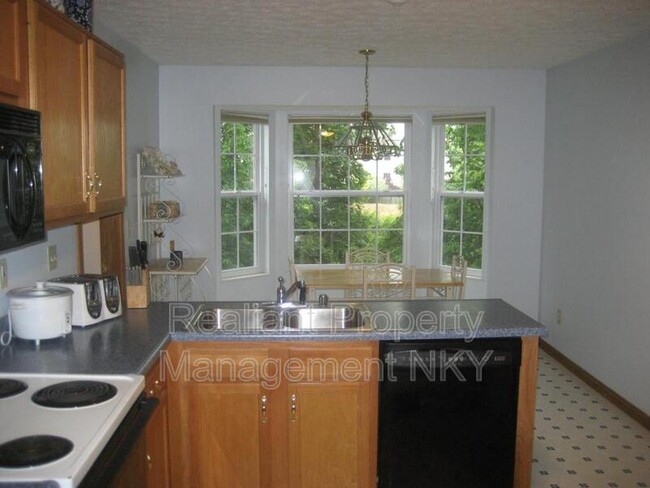 Building Photo - 1009 Bloomfield Ct