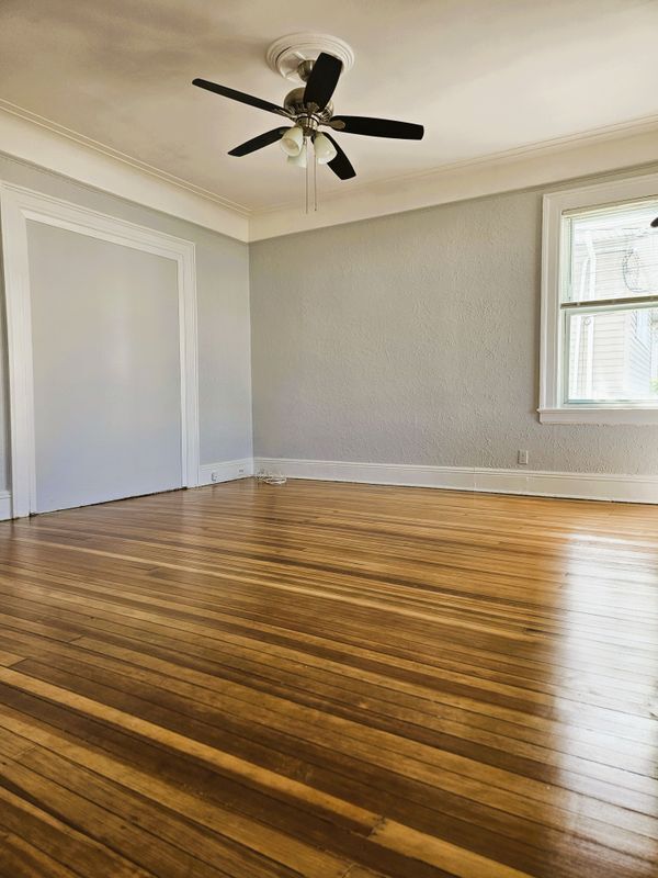 Foto del edificio - 56 4th Ave