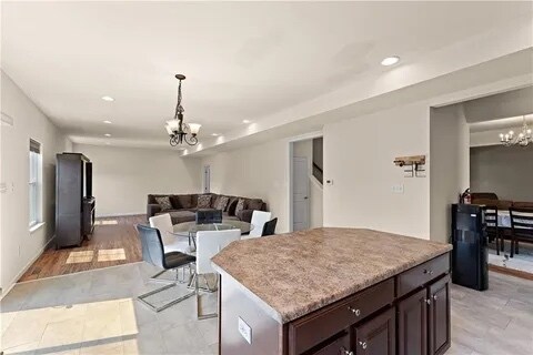 Foto del edificio - 114 Kestler Dr