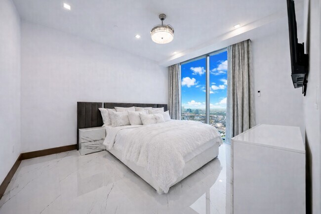 Foto del edificio - 1711 Allen Pkwy