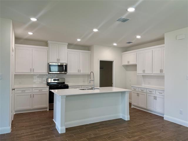 Building Photo - 808 Santa Lucia Dr