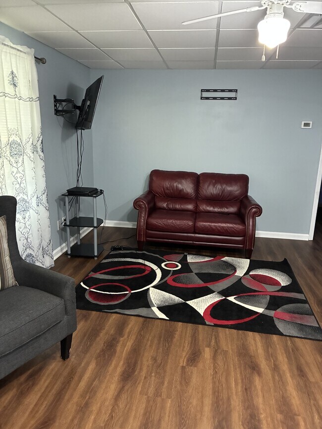 Foto del edificio - 233 Cobblestone Ln