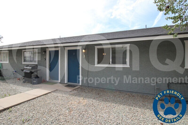 Primary Photo - 3002 E Waltann Ln