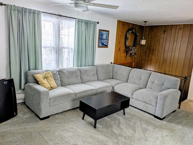 Foto del edificio - 1606 Daniels Run Rd NE