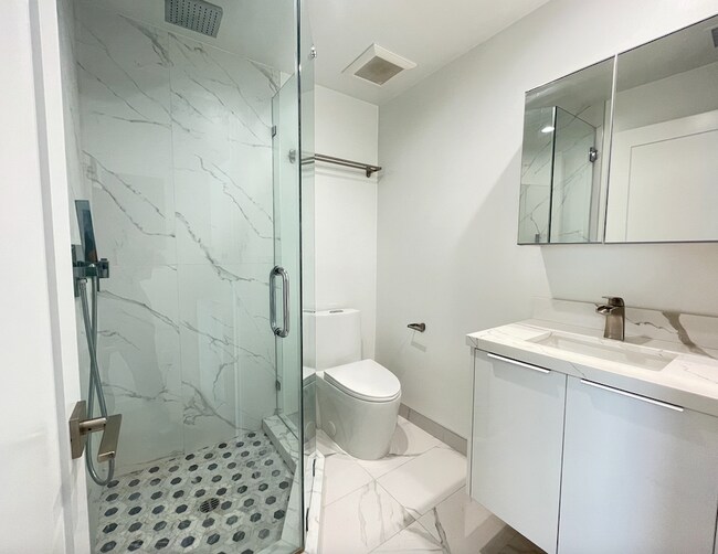 Foto del edificio - 22261 Haynes St