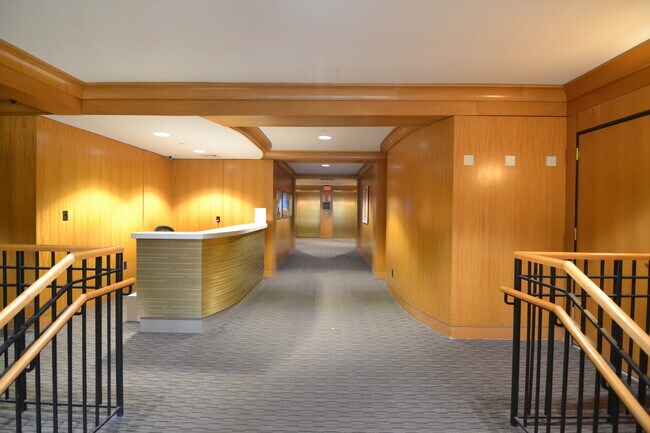 Foto del interior - Landmark Square Apartments