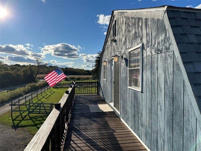 Foto del edificio - 278 Matunuck Beach Rd