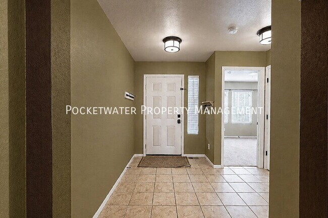 Foto del edificio - 12677 Jersey Cir W
