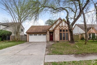Building Photo - 1526 Rushworth Dr