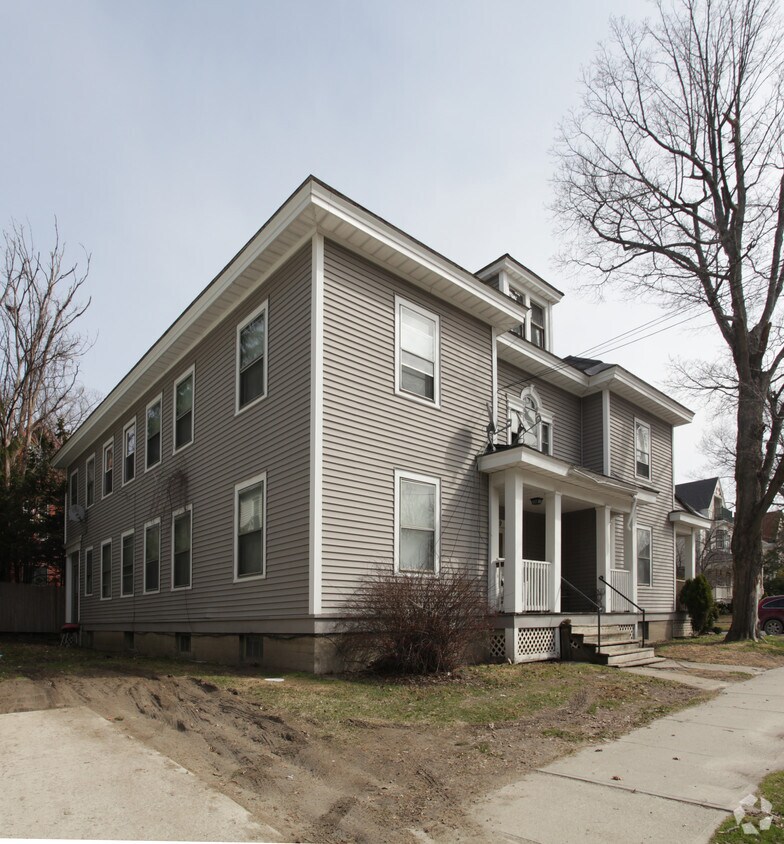 Building Photo - 84 Bartlett Ave