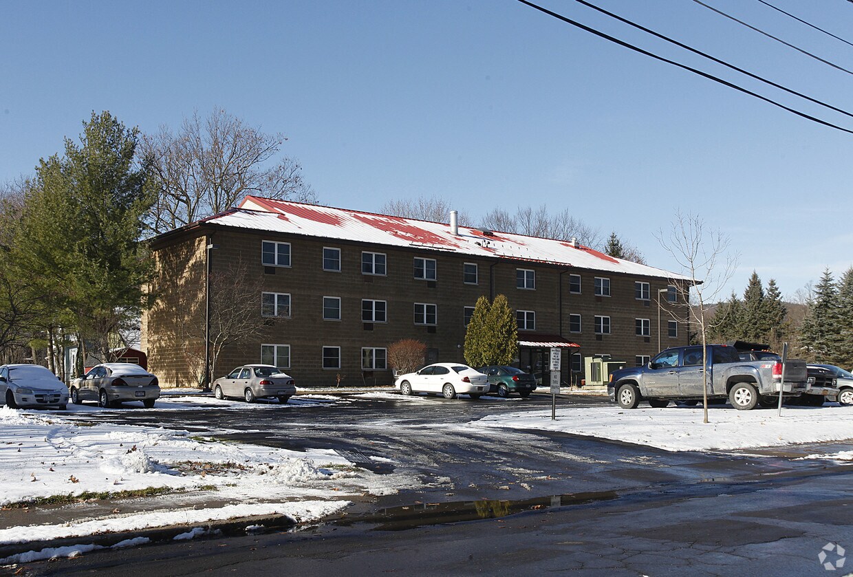 33 Academy St, Oneonta, NY 13820 Apartments in Oneonta, NY