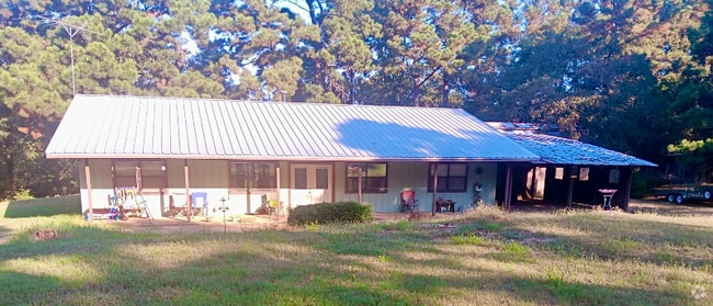 Building Photo - 1849 Acr 450