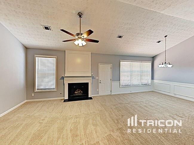Foto del edificio - 420 Heathcliff Ct