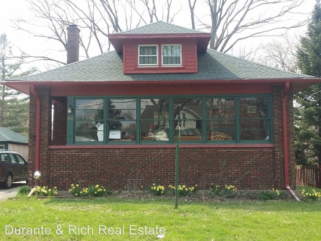 Foto del edificio - 2 br, 3.5 bath House - 825 N 7th St