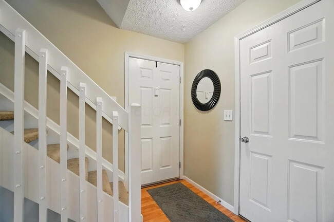 Building Photo - 1630 Holland Dr
