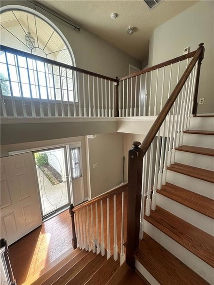 Building Photo - 2736 Alamance Cir