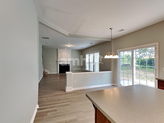 Foto del edificio - 811 Greenwood Crossing