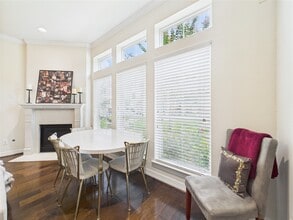 Building Photo - 22 Tassia Ln