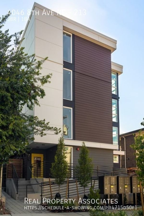 Foto del edificio - 4046 8th Ave NE