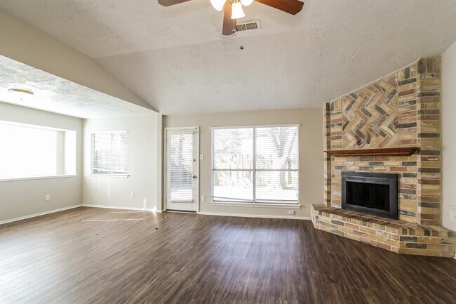 Building Photo - 18923 Atascocita Trace Dr